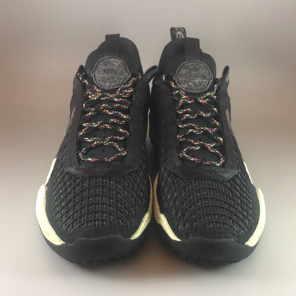 Nike Cosmic Unity ‘Green Glow’ - Picture 4 of 10
